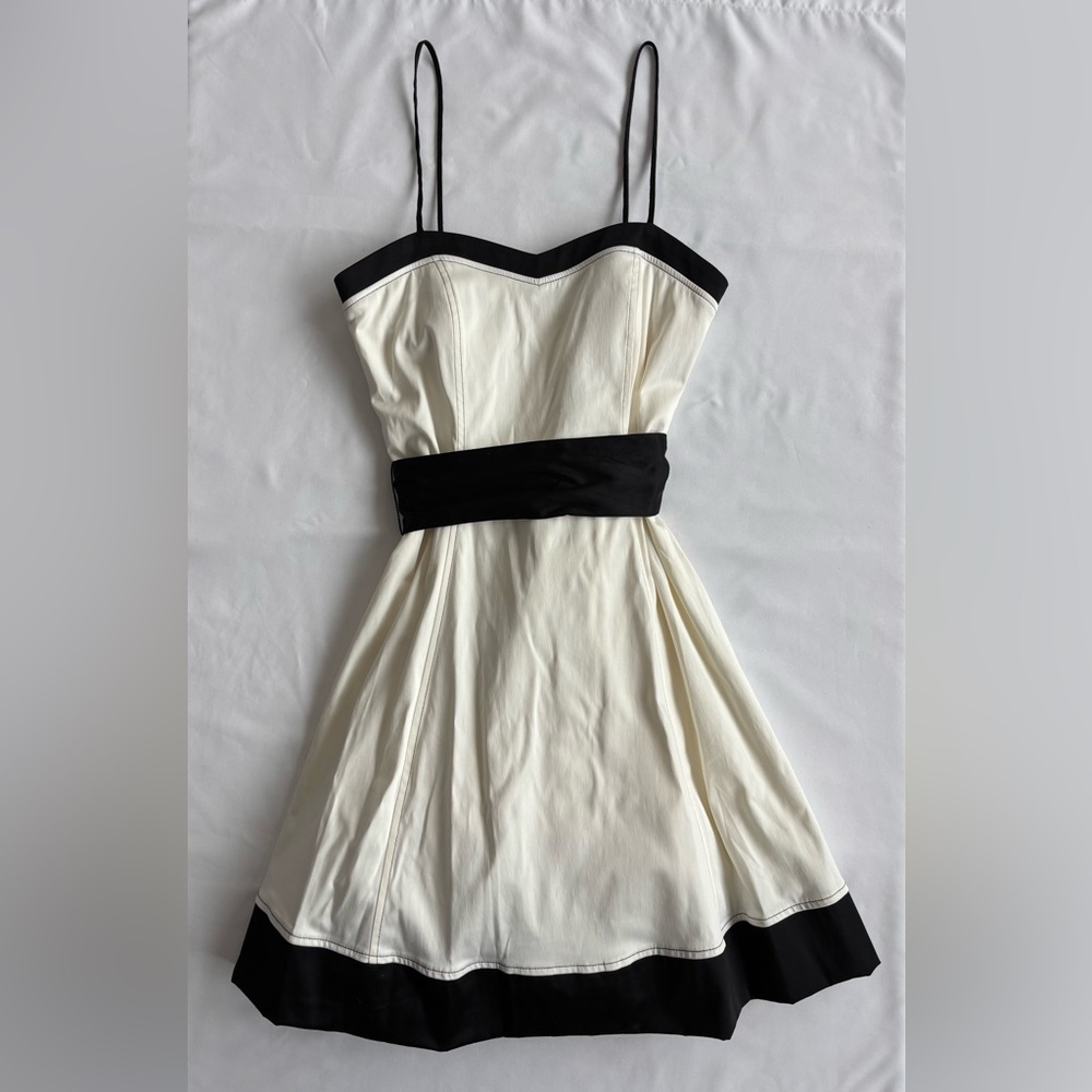 NWT City Studio white dress with reversible waist tie (size 9)